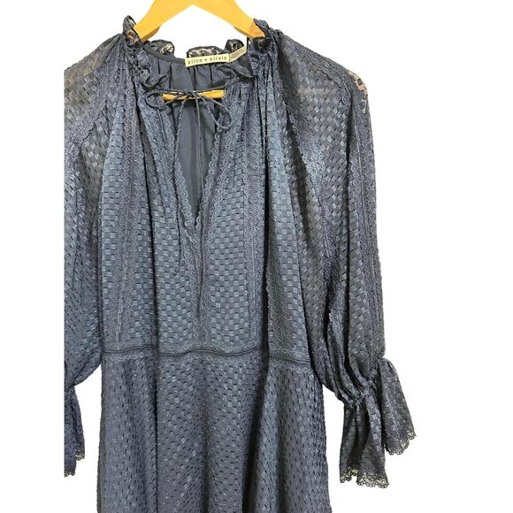 Alice+ Olivia Joanne Tiered Handkerchief Hem Dress Sapphire Blue Lace Trim sz 2 - Picture 3 of 7